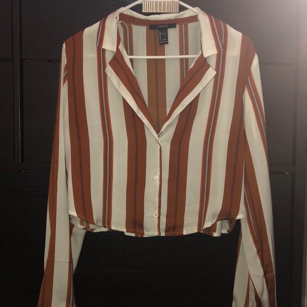 Crop top long sleeve blouse
